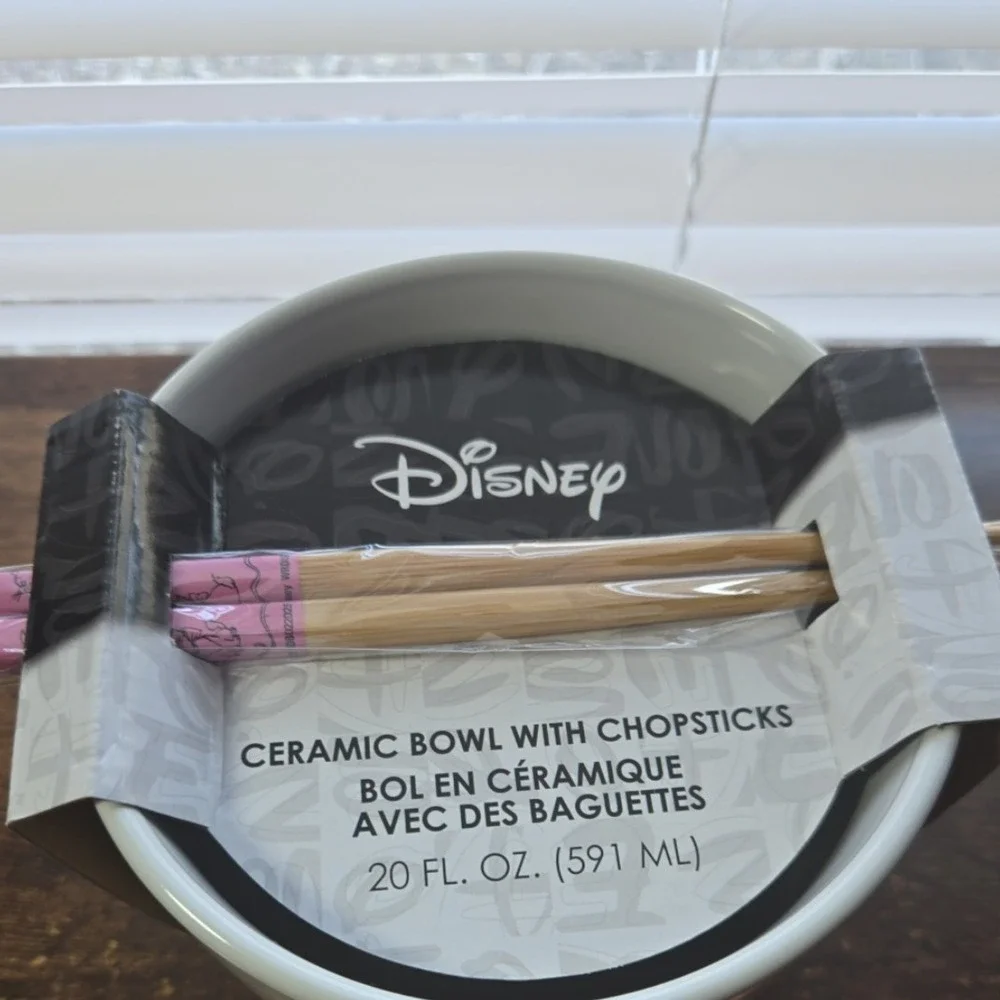 Disney Aristocats Marie Ceramic Bowl with Chopsticks 20oz Pink Bow New